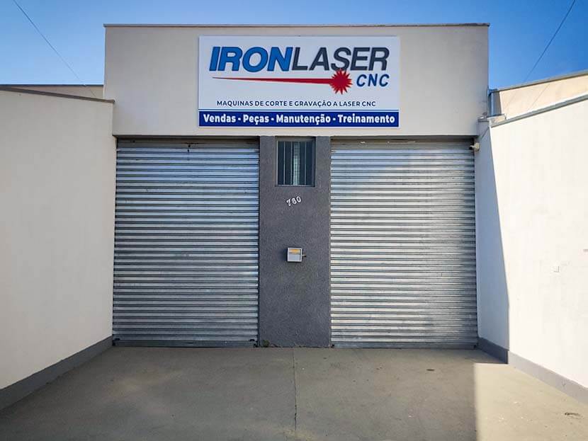 fachada ironlaser 1 Sobre